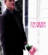 Broken Flowers – Kırık Çiçekler